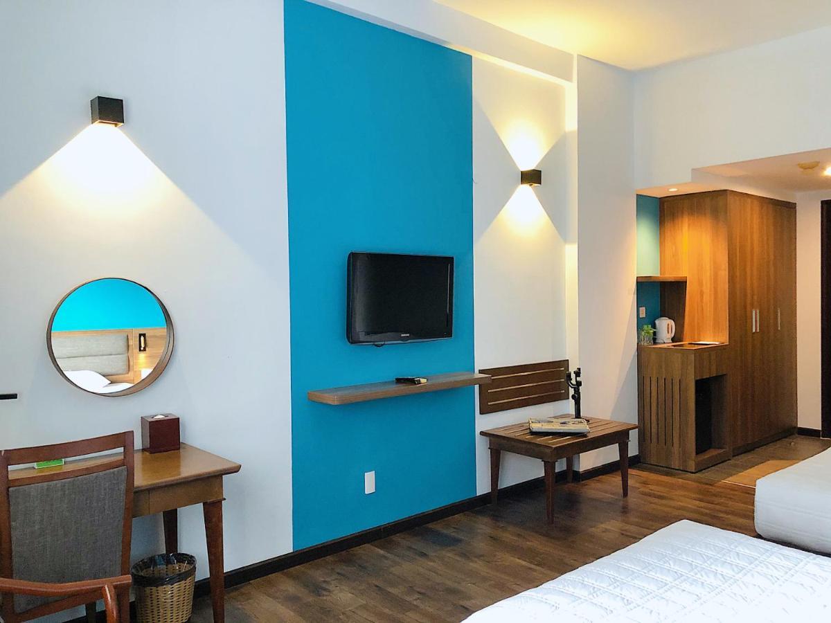 Liberty Hotel Saigon Parkview Ho Chi Minh City Exterior photo