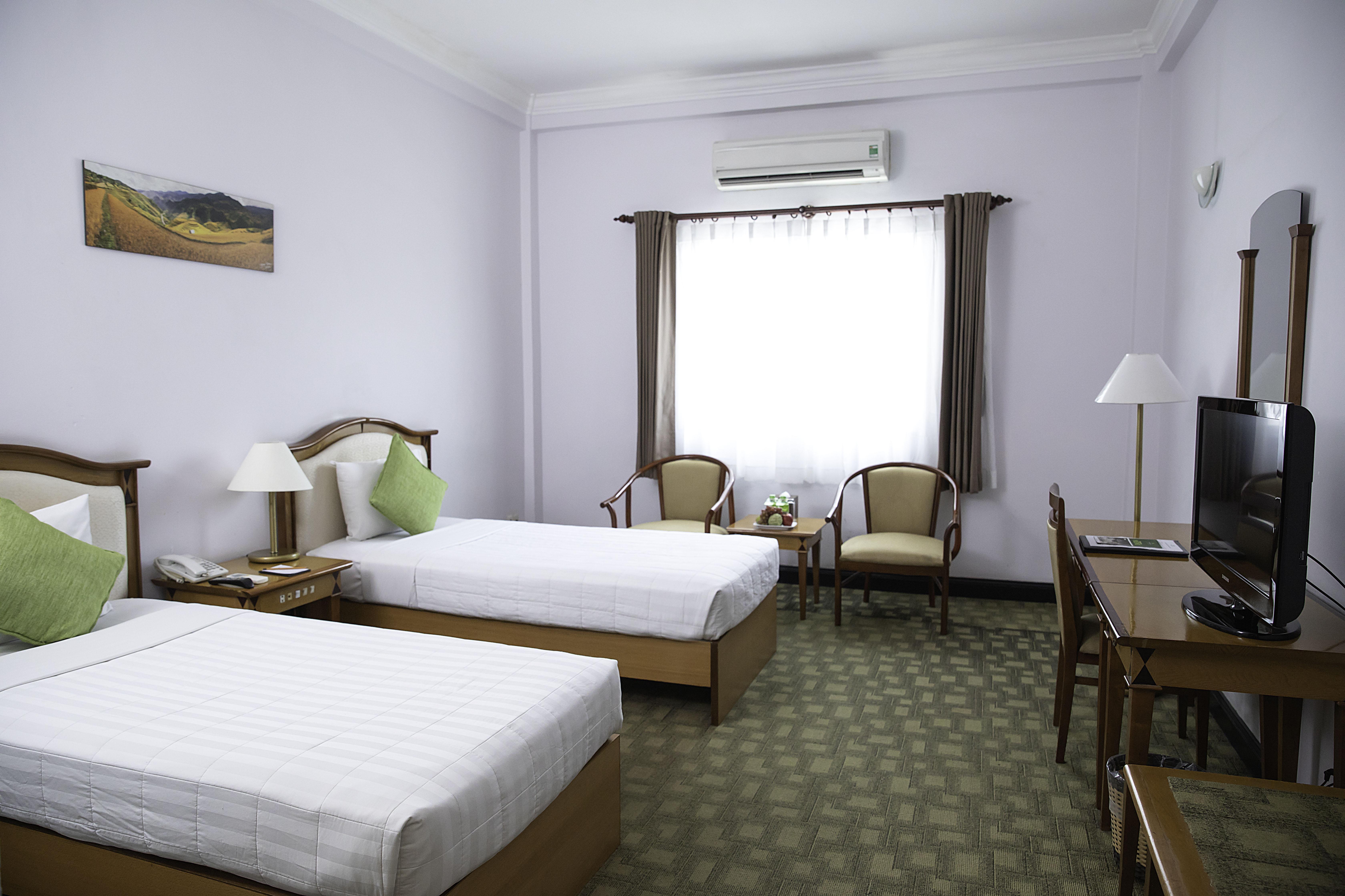 Liberty Hotel Saigon Parkview Ho Chi Minh City Exterior photo
